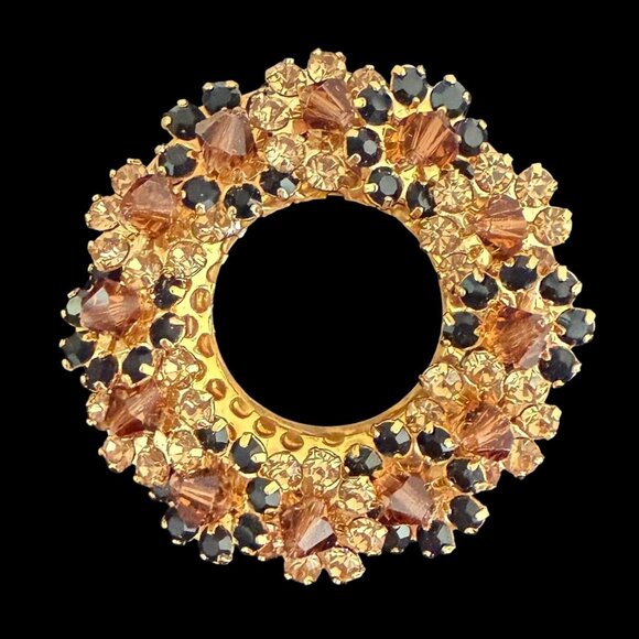 Vintage 1950s Circle Brooch Smoky Brown Jet Rhinestones Goldtone Mid Century Pin - Picture 1 of 12